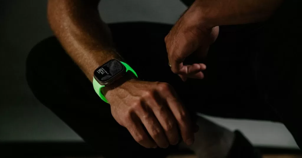 Multifunctional smartwatch bands should be more of a thing